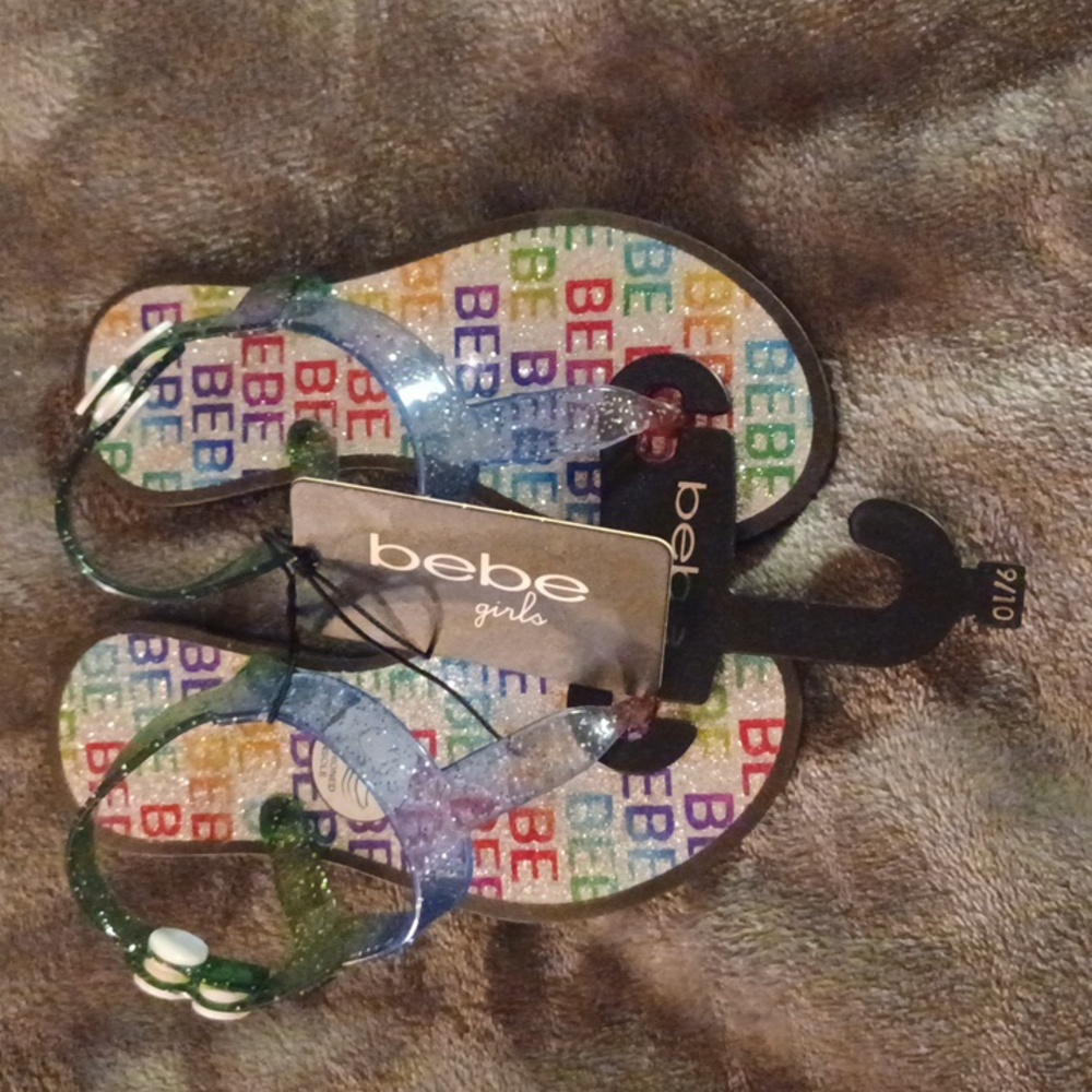 BEBE SANDELS SIZE 9/10 NEW  WITH TAGS